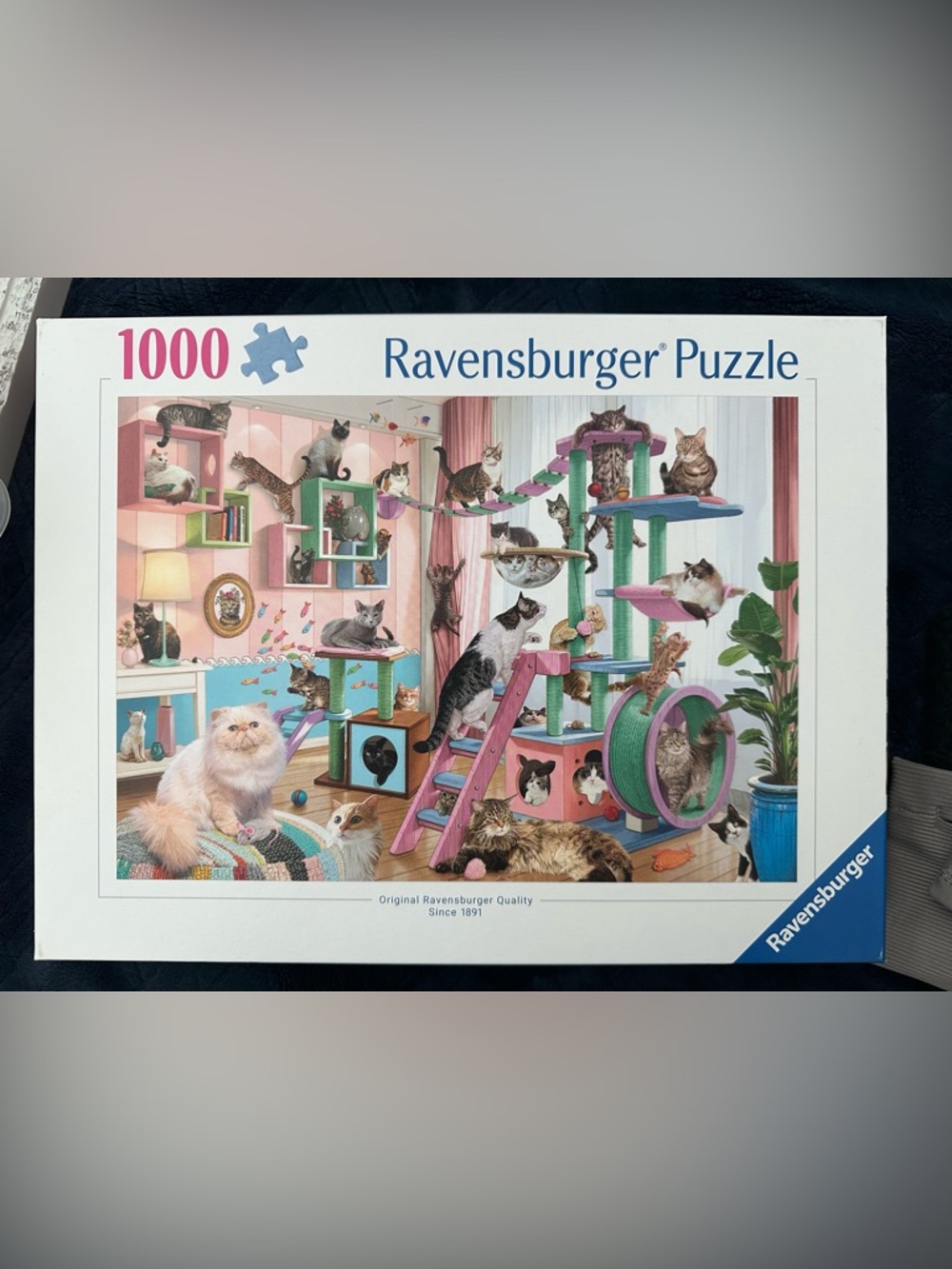 NIB! Ravensburger “Cat Tree Heaven” 1000 Piece Puzzle